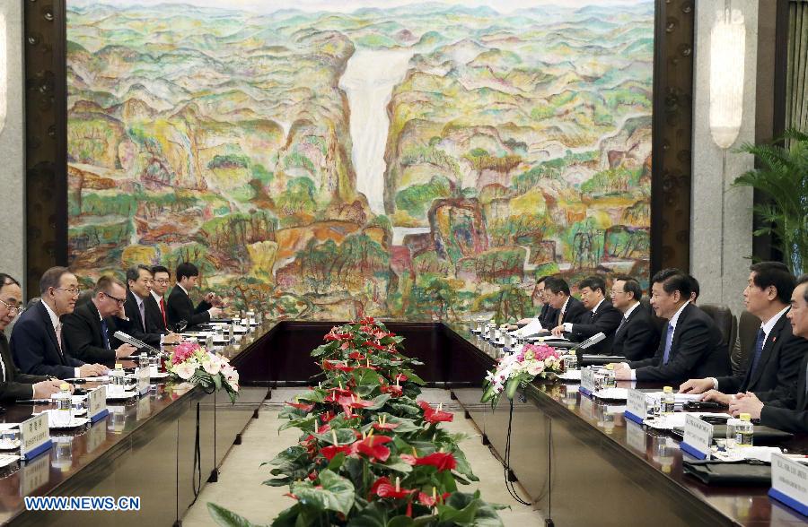 Си Цзиньпин: политические методы -- единственно правильный путь разрешения "горячих проблем"