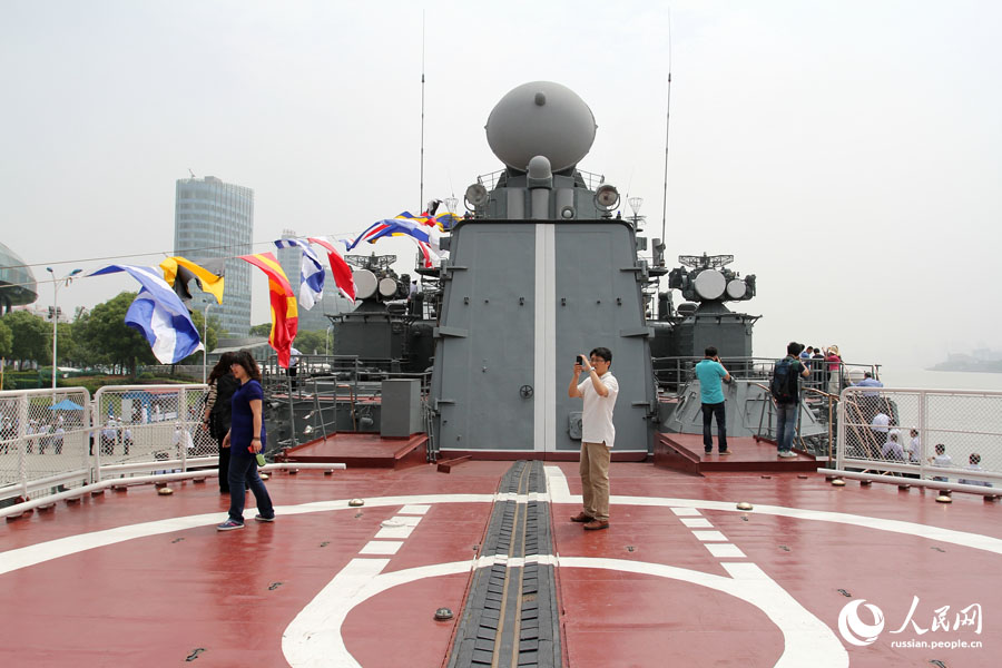 Посещение ракетного крейсера «Варяг»