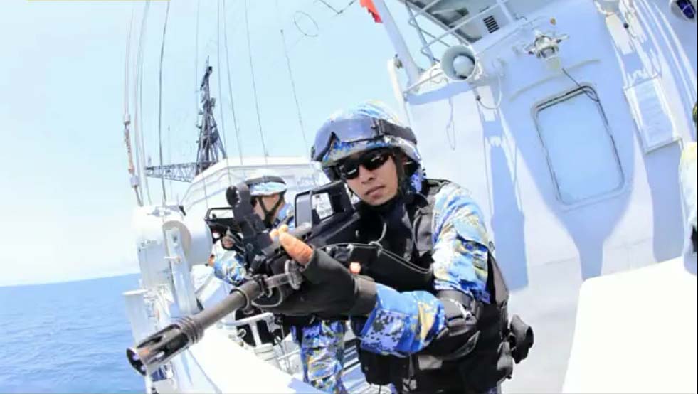 Впечатляющие моменты китайско-российских совместных военно-морских учений