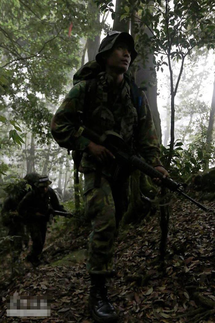 Фотографии с учений тайваньского отряда спецназа