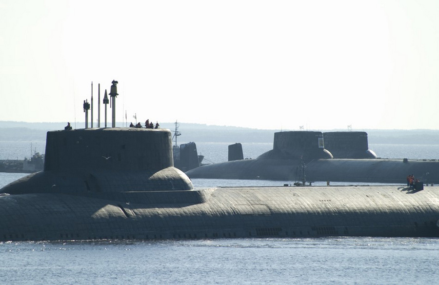 3 самые большие в мире атомные подводные лодки представлены одновременно