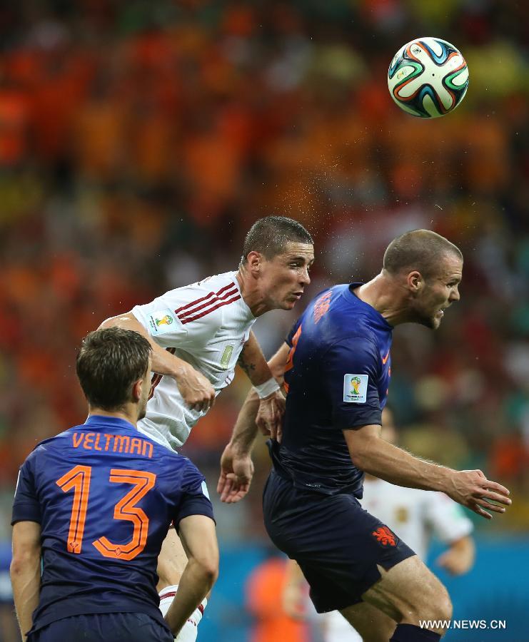 На ЧМ по футболу сборная Нидерландов обыграла сборную Испании со счетом 5:1