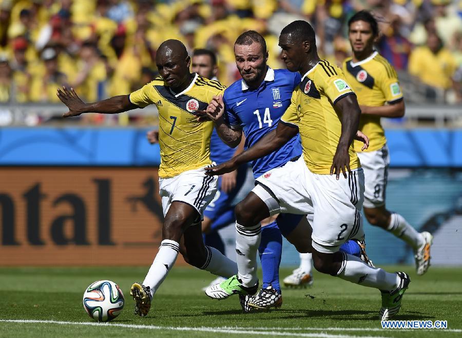На ЧМ по футболу сборная Колумбии обыграла сборную Греции со счетом 3:0