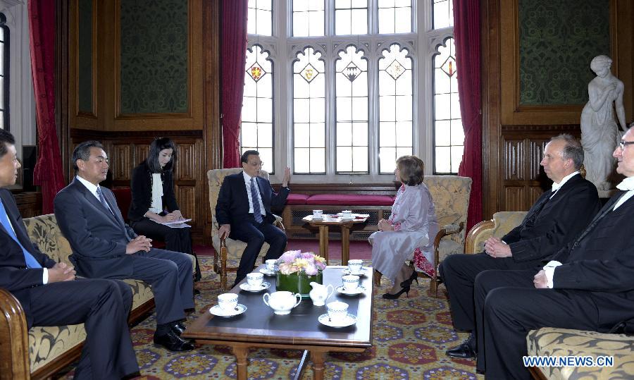 Ли Кэцян встретился с лордом-спикером верхней палаты британского парламента