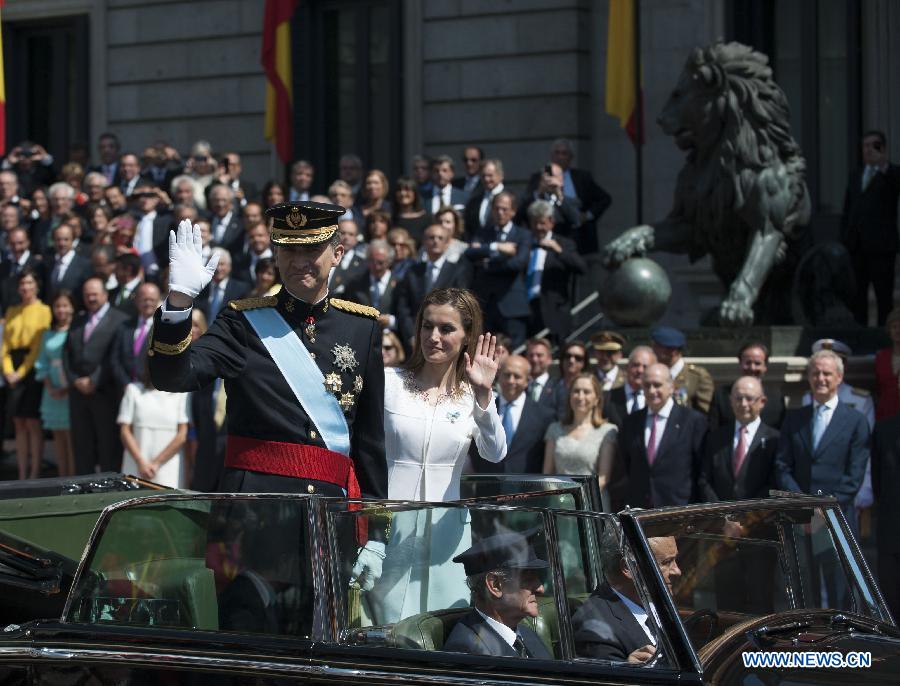 Новый король Испании Филипп VI официально приведен к присяге