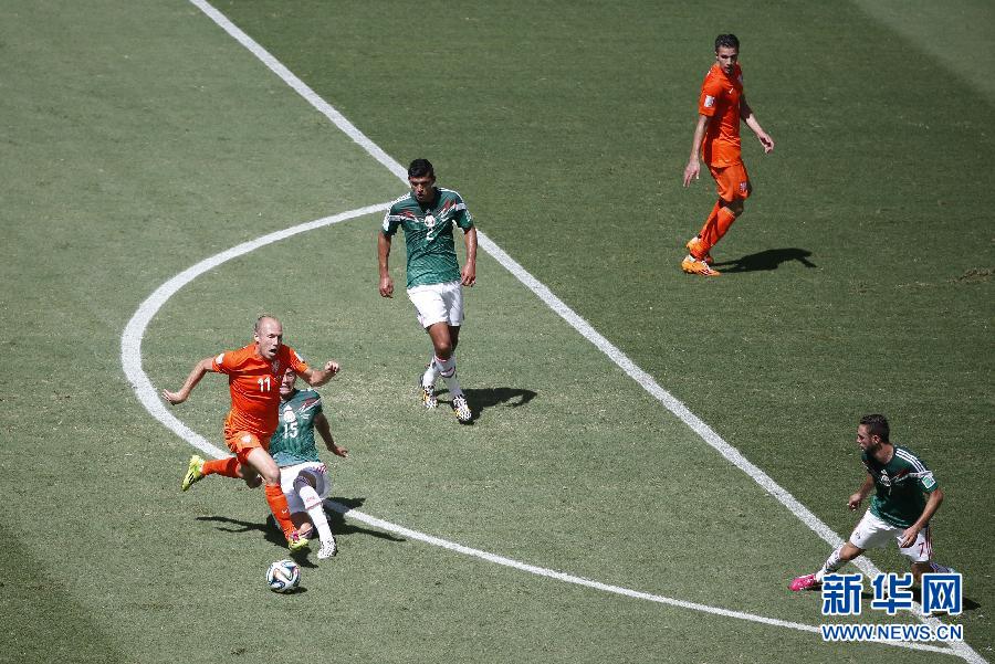 Сборная Нидерландов со счетом 2:1 обыграла сборную Мексики