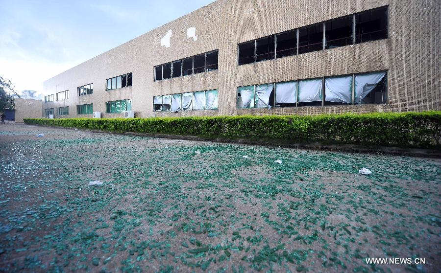 4 человека погибли, 4 получили ранения в результате взрыва на одной из фармацевтических фабрик города Хайкоу пров. Хайнань