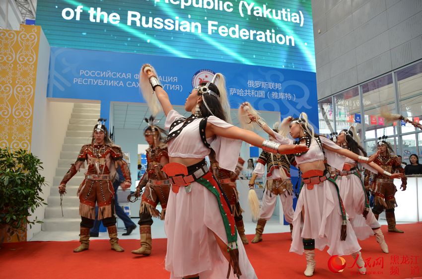 Российские павильоны на Первой китайско-российской ярмарке: особенно популярны якутские народные обычаи
