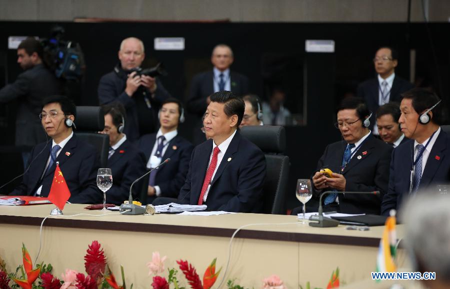 Си Цзиньпин принял участие в мероприятиях 1-го дня 6-го саммита БРИКС в Бразилии