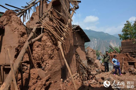 Почему землетрясение магнитудой 6.5 привело к таким огромным потерям?