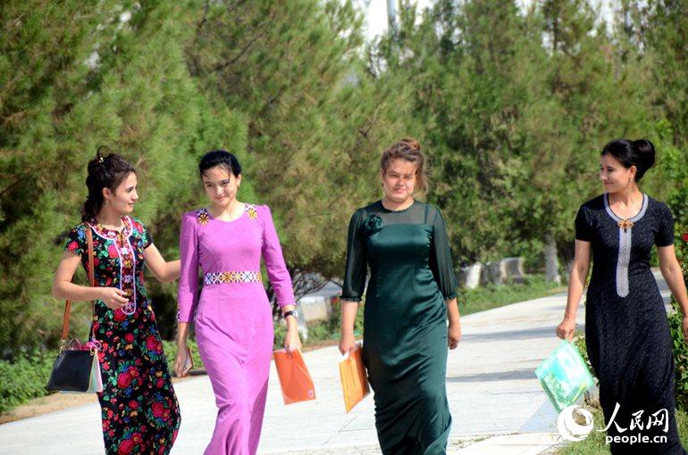 Туркменские красавицы