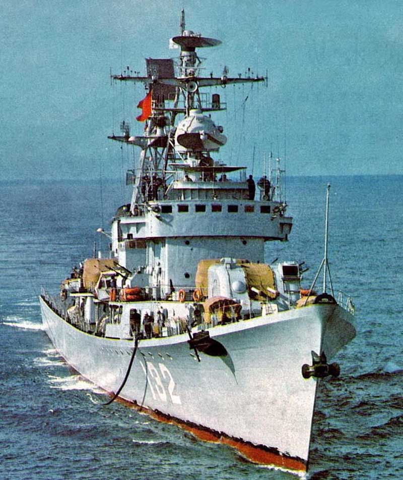 На фото эсминец «Хэфэй 132 » - эсминец типа 051 китайского производства