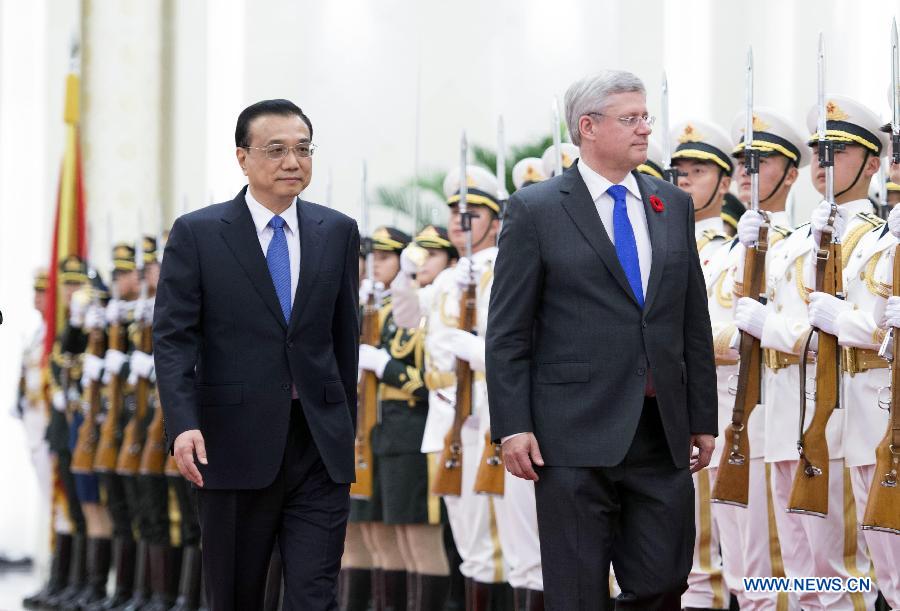 Ли Кэцян на переговорах с премьер-министром Канады подчеркнул важность укрепления политического взаимодоверия и выявления потенциала сотрудничества