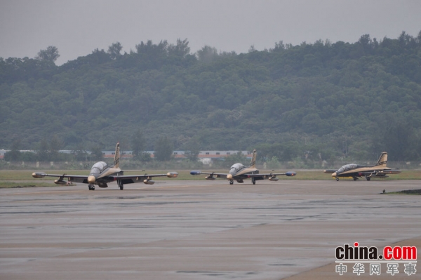 Пилотажная группа «Рыцари» ВВС ОАЭ прибыла в Чжухай