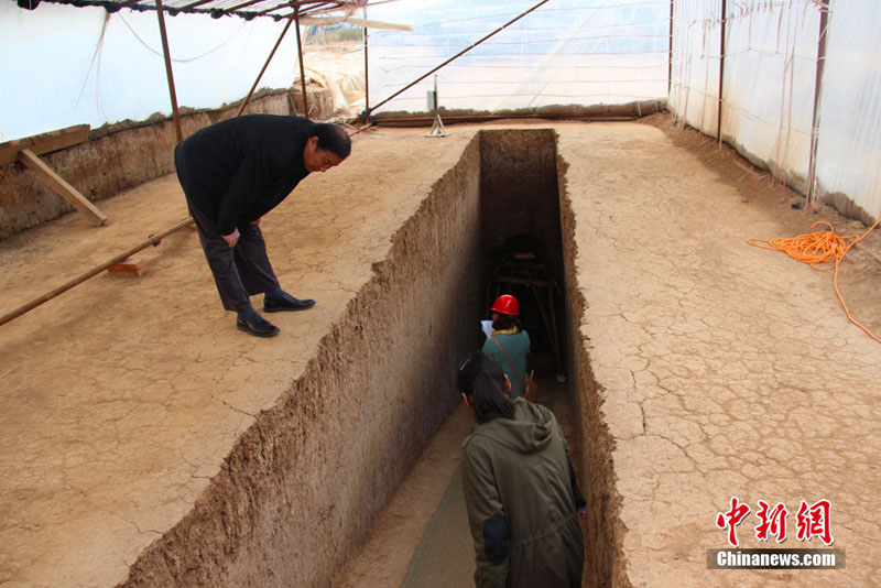 В гробнице чиновника династии Тан в городе Сиань обнаружены изысканные фрески