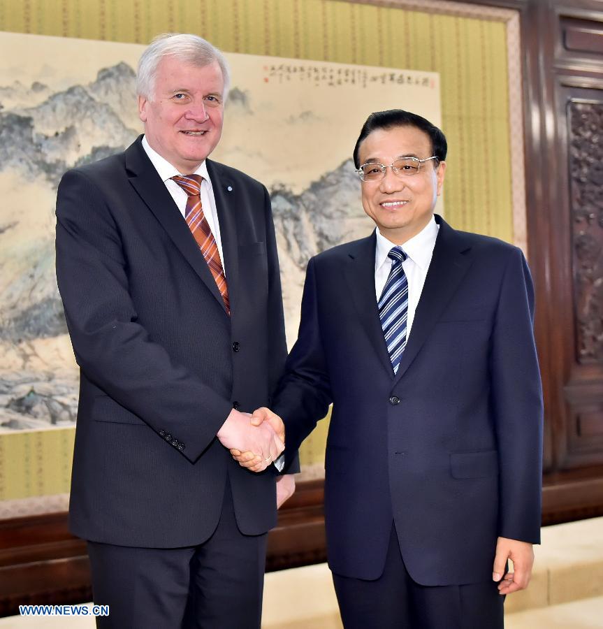Ли Кэцян встретился с премьер-министром Баварии