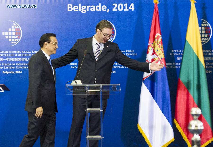 Ли Кэцян и премьер-министр Сербии А. Вучич совместно встретились с журналистами