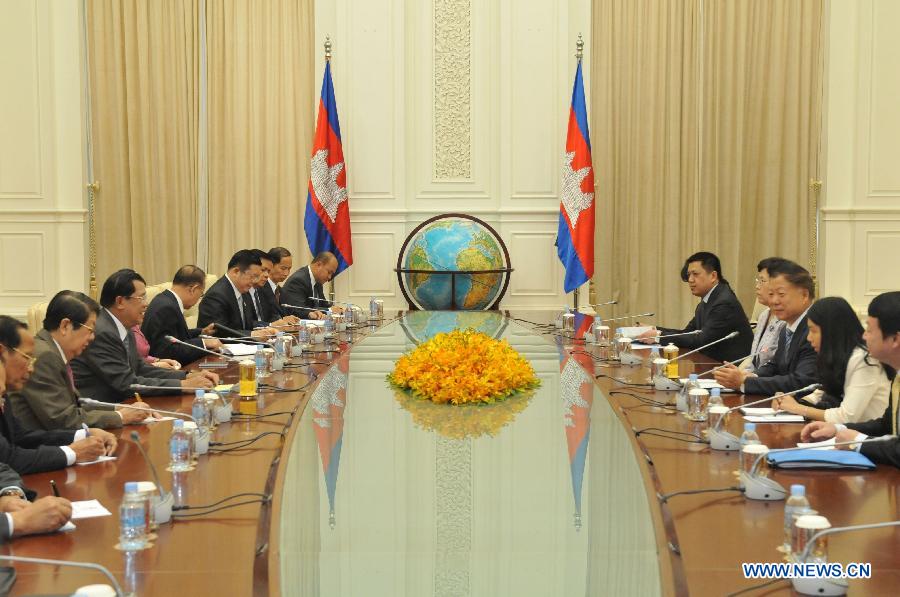 Премьер-министр Камбоджи Хун Сен встретился с Чэнь Фэнсяном