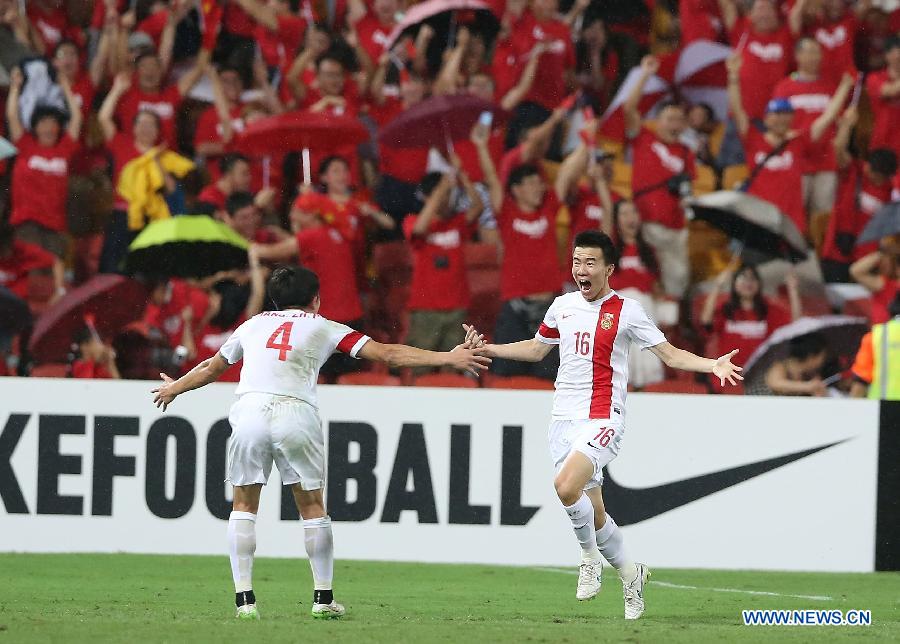 Китайские футболисты впервые за 14 лет обыграли Узбекистан и досрочно вышли в плей-офф Кубка Азии