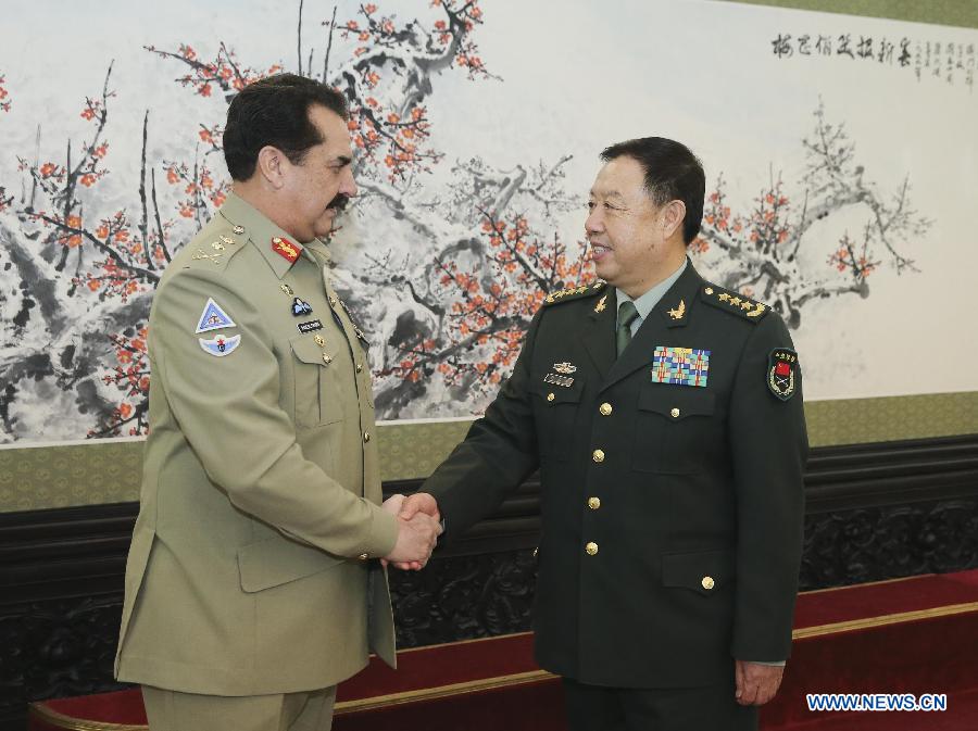 Зампредседателя ЦВС Китая Фань Чанлун встретился с начальником штаба сухопутных войск ВС Пакистана