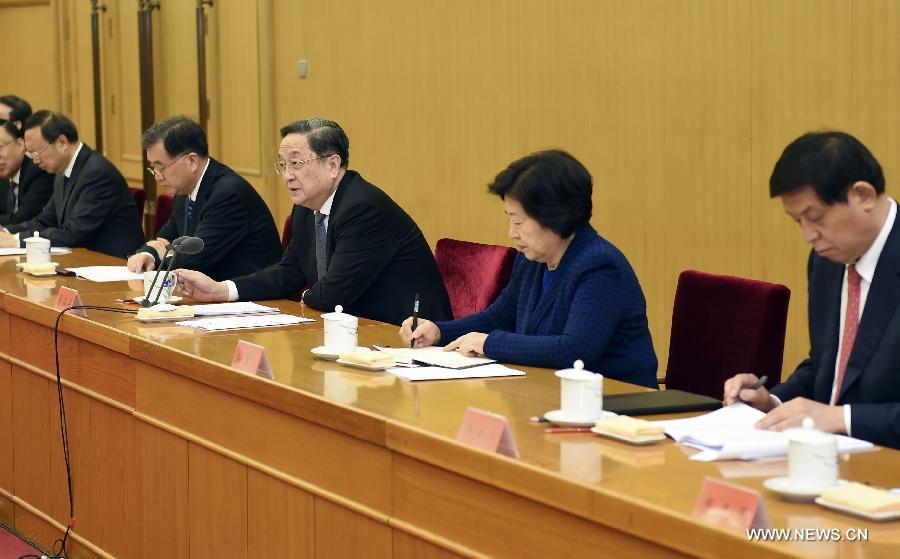 В 2014 году сохранилась тенденция мирного развития связей между берегами Тайваньского пролива и достигнут новый прогресс -- Юй Чжэншэн