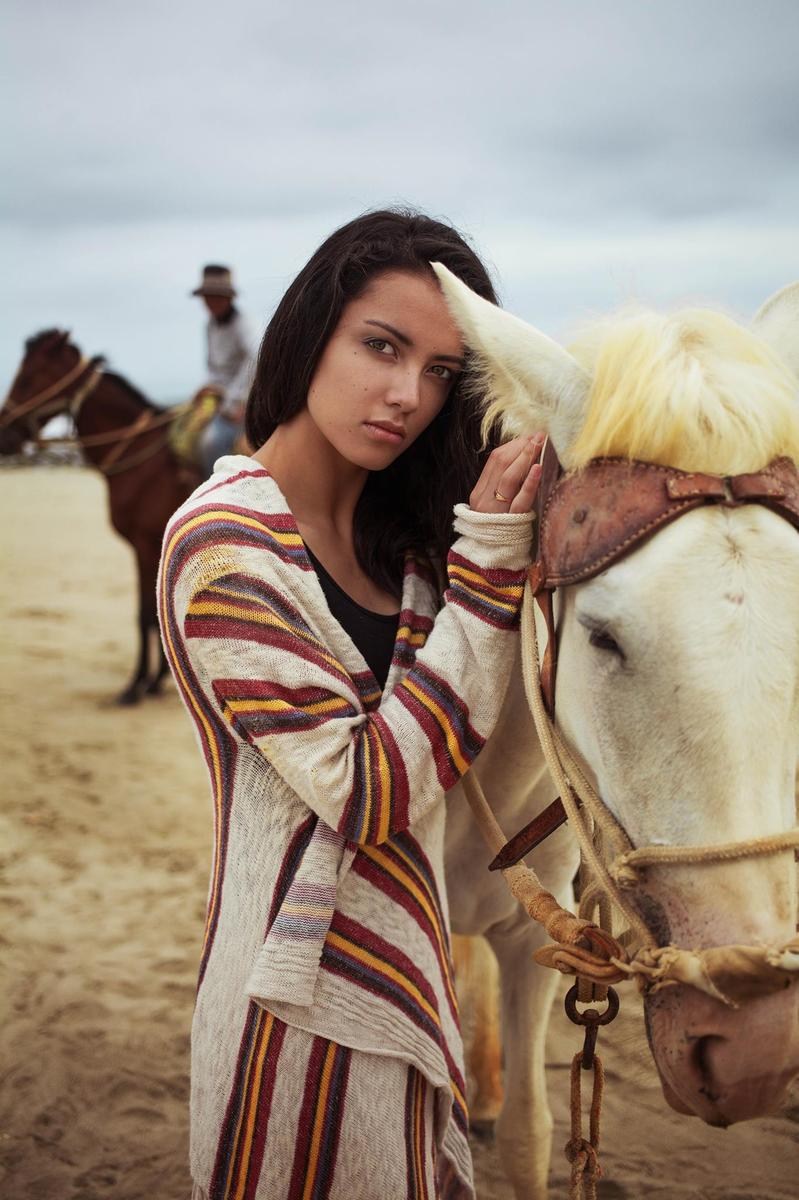 Фотопроект с портретами женщин из 37 стран мира