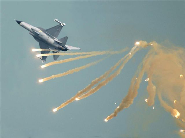 Фотографии запуска ЛТЦ из самолетов США, России и Китая