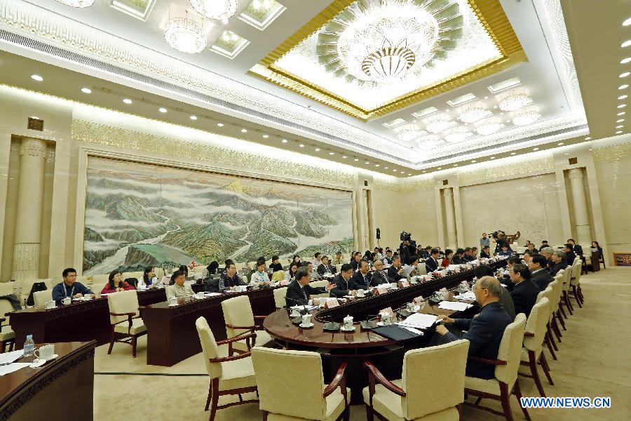  Юридическая комиссия ВСНП рассмотрела проект поправок к закону КНР "О законодательной деятельности"