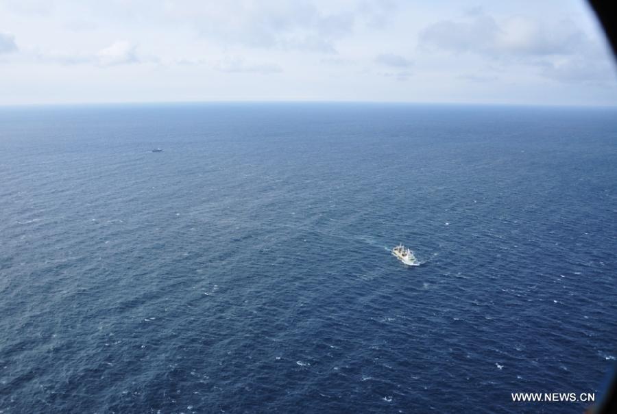 Число погибших в результате крушения траулера в Охотском море достигло 54 человек