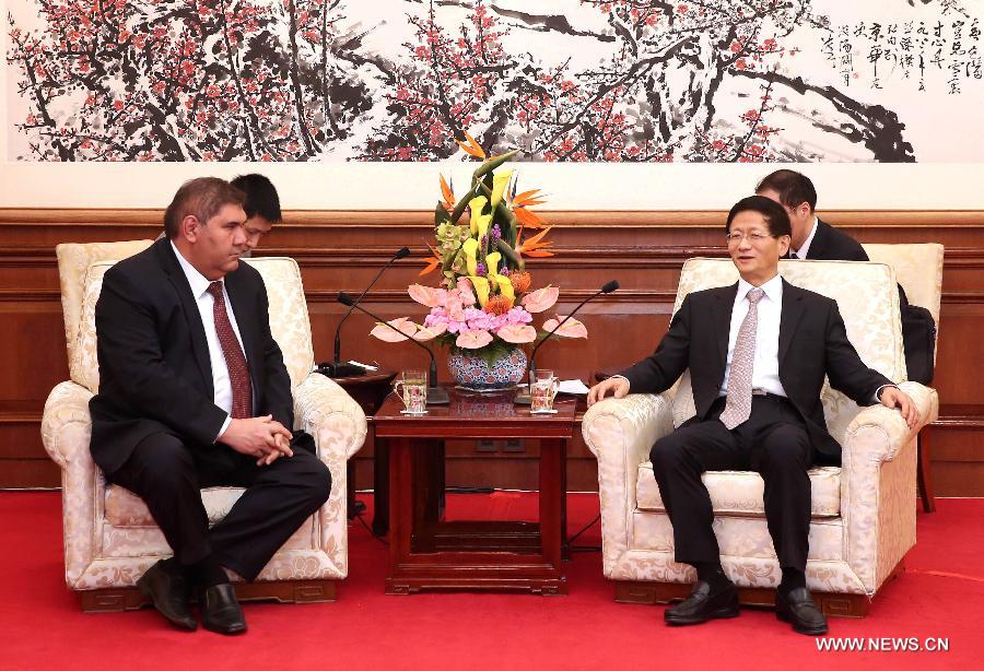 Мэн Цзяньчжу встретился с министром внешних экономических связей, инвестиций и торговли Узбекистана Эльером Ганиевым