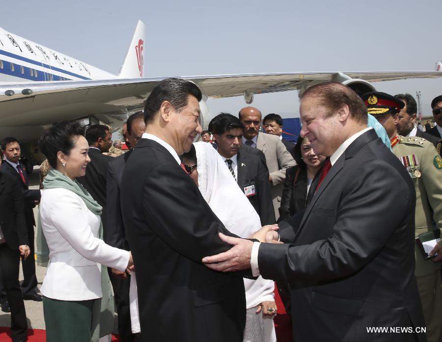 Си Цзиньпин прибыл в Исламабад, начав государственный визит в Пакистан