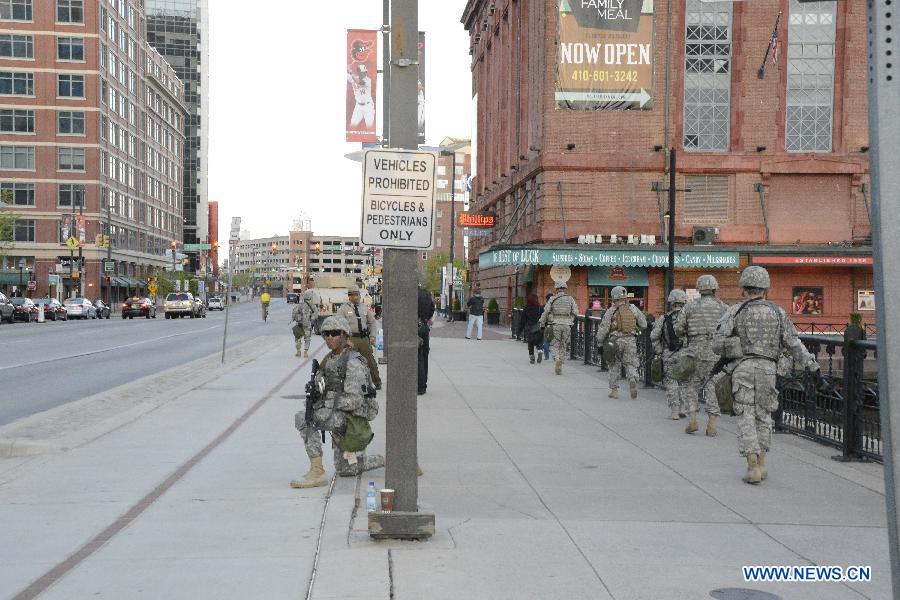 В Балтиморе введен комендантский час в связи с уличными беспорядками