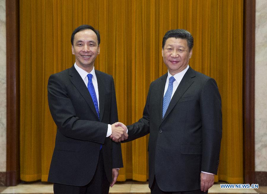 В столице КНР состоялась встреча между генеральным секретарем ЦК КПК Си Цзиньпином и председателем партии Гоминьдан Чжу Лилунем
