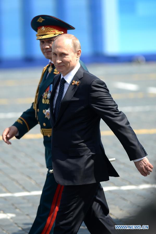 Президент России выступил с поздравительной речью на параде Победы в Москве