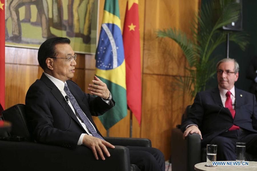 Ли Кэцян встретился с председателем палаты депутатов Бразилии Э. Куньей