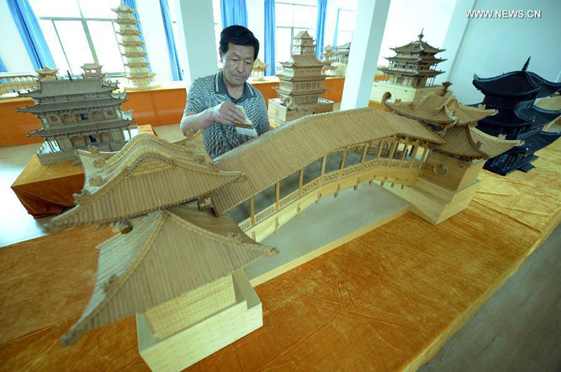 Миниатюрные древние архитектурные сооружения Китая 