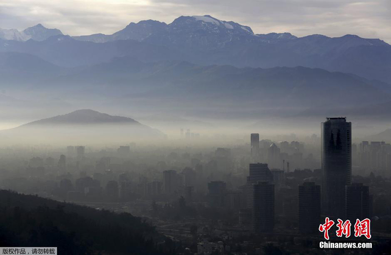 Розыгрыш Кубка Америки по футболу в Чили сопровождает густой смог