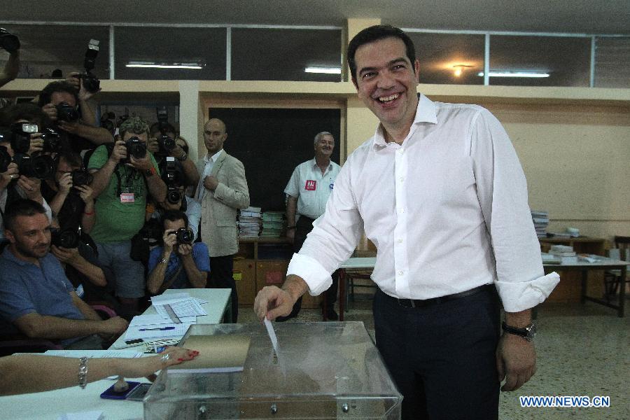 В Греции началось голосование на референдуме по соглашению с кредиторами