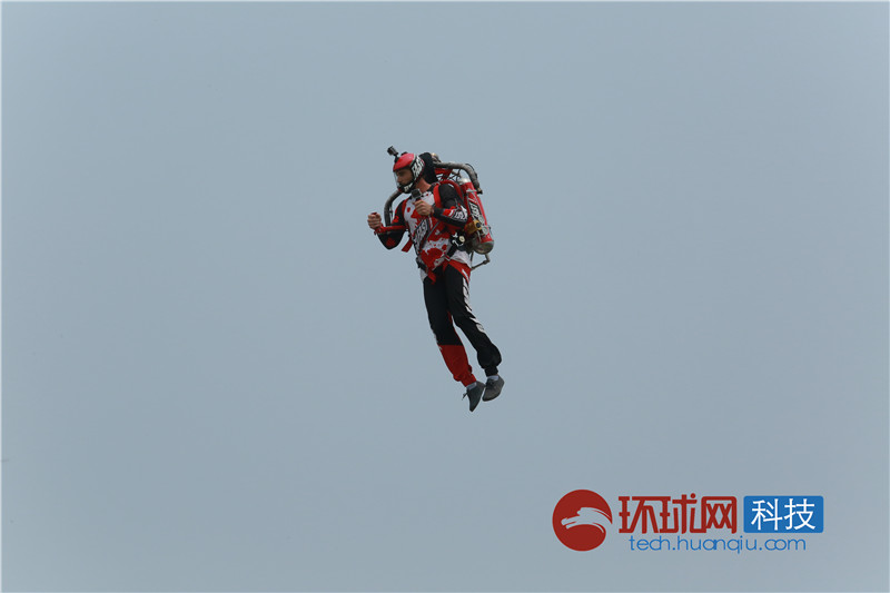 Реактивный ранец «Gofast» совершил первый полет в Китае