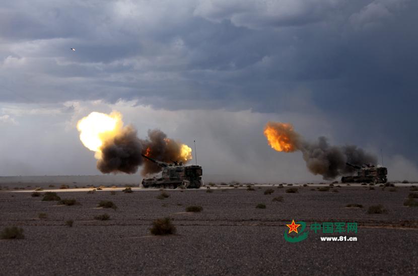 Огневая мощь – фотографии с выстрела китайской САУ калибром 155мм