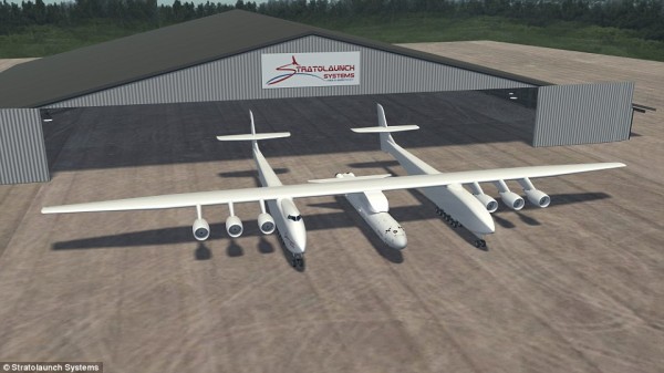 Самый большой в мире самолет Stratolaunch запустят в следующем году