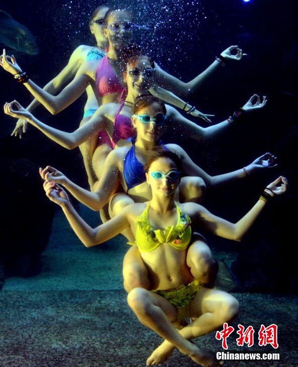 Фото: Балет под водой