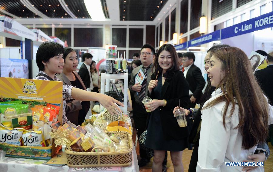 В Лаосе состоялось открытие 7-го форума молодых предпринимателей КНР-АСЕАН