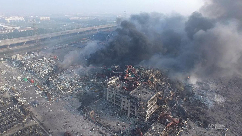 Место после взрыва в городе Тяньцзине  с высоты  птичьего полета