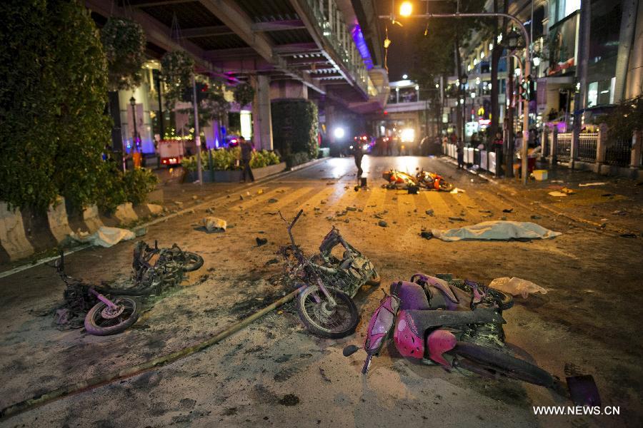 В центре Бангкока произошел взрыв, по меньшей мере 15 погибших