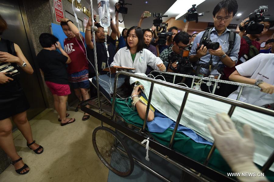 В центре Бангкока произошел взрыв, по меньшей мере 15 погибших
