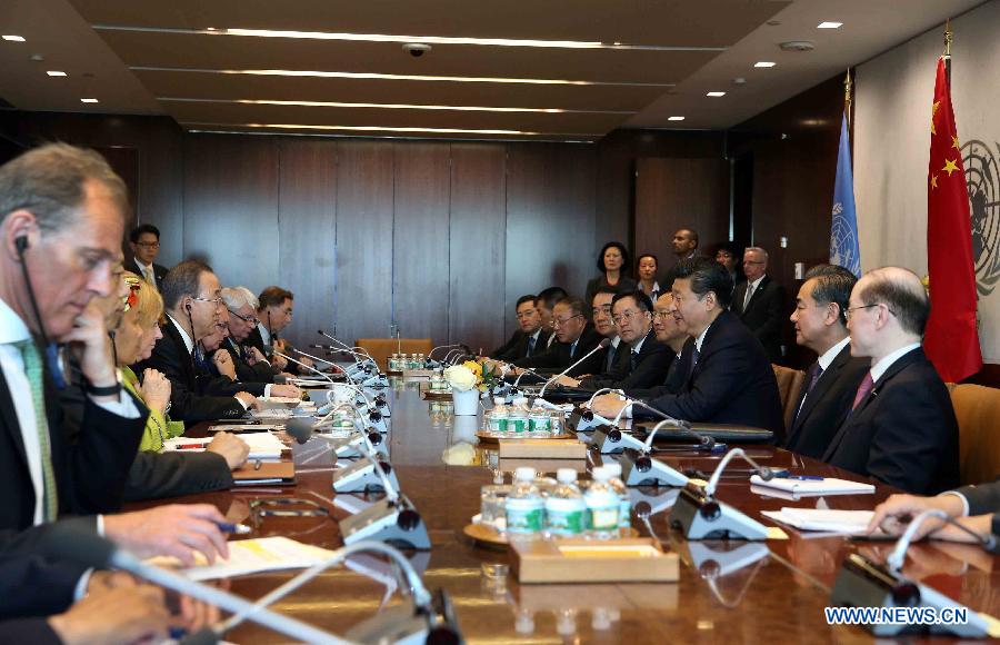 Си Цзиньпин провел встречу с генсекретарем ООН Пан Ги Муном