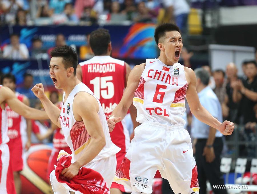 Китайцы впервые за 10 лет обыграли иранцев на чемпионате Азии по баскетболу и спустя 4 года вышли в финал