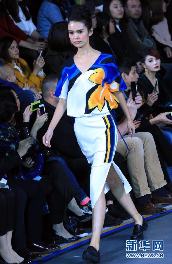 Китайская международная неделя моды открылась в Пекине
