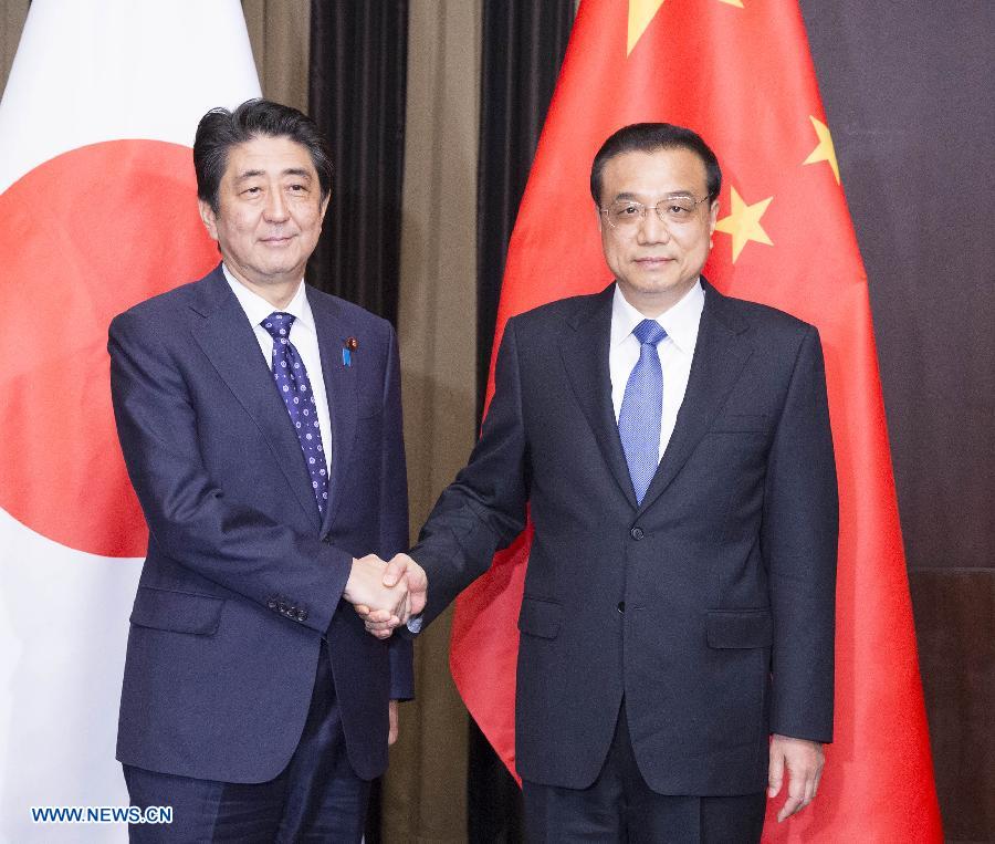 Комментарий: Встреча Ли Кэцяна и Синдзо Абэ -- воодушевляющий шаг на сложном пути